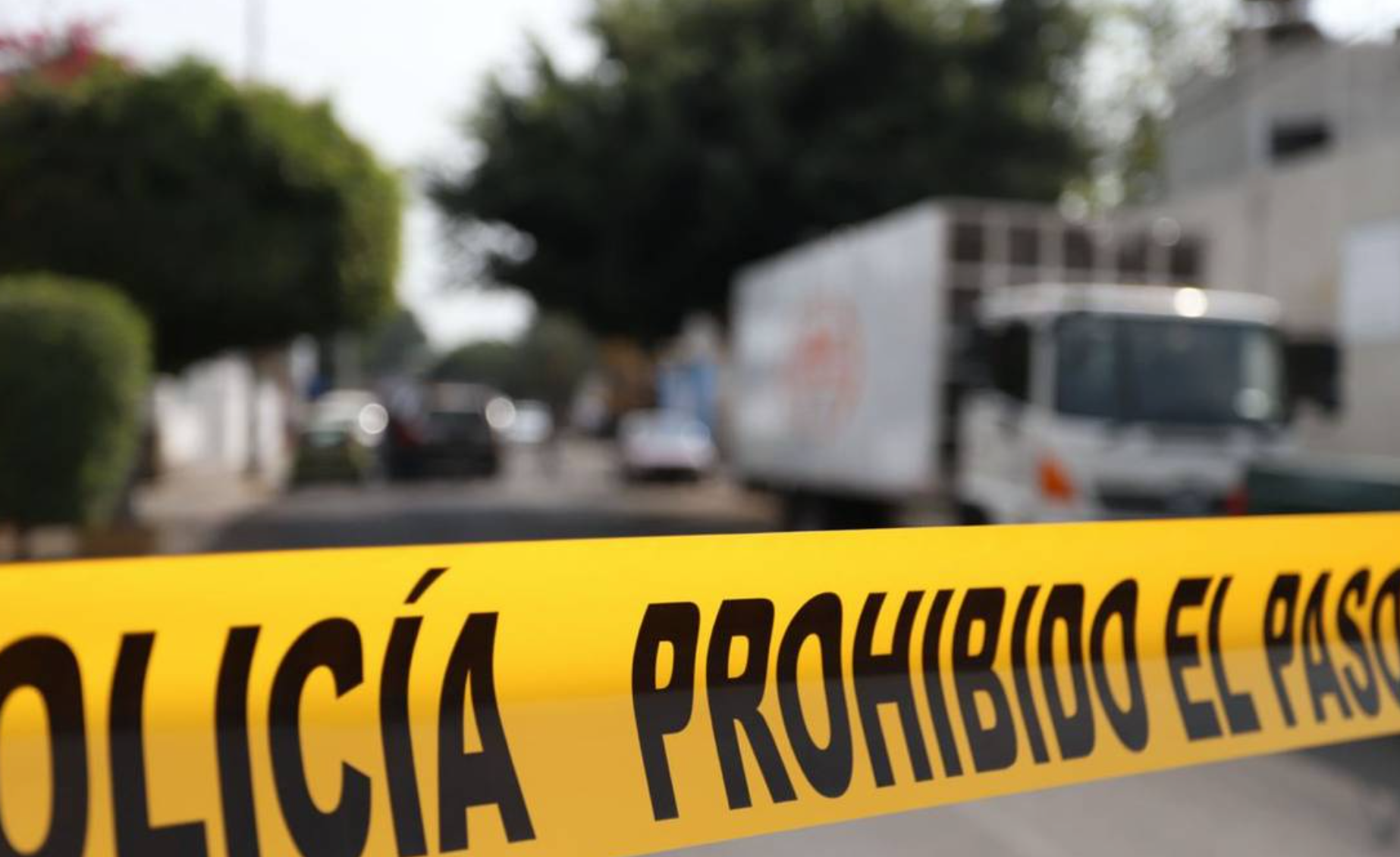 Encuentran a una mujer sin vida en una brecha de Tesistán